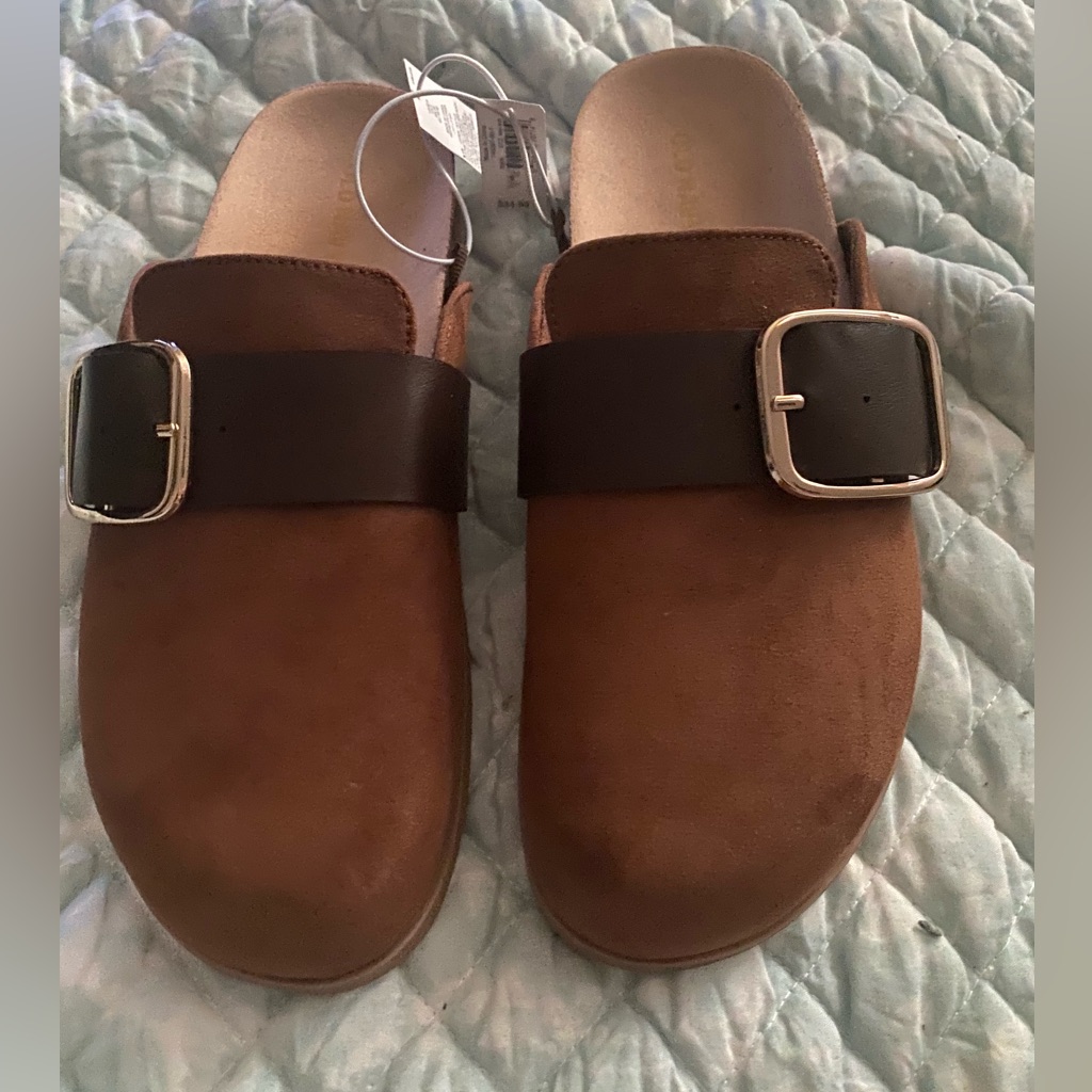 Old Navy Clogs